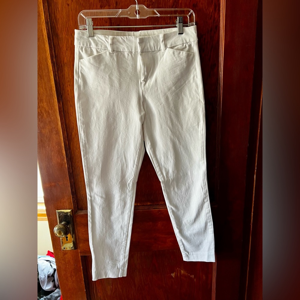 Old Navy pixie ankle length chinos